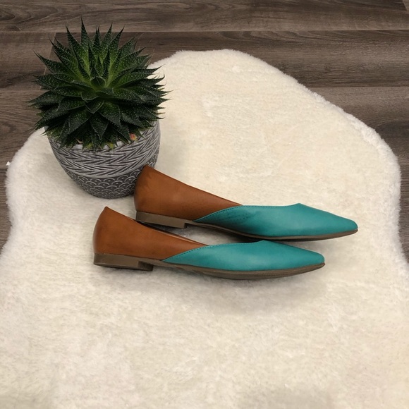 FFC NY Brooke two tone flats- size 8 - Picture 2 of 8